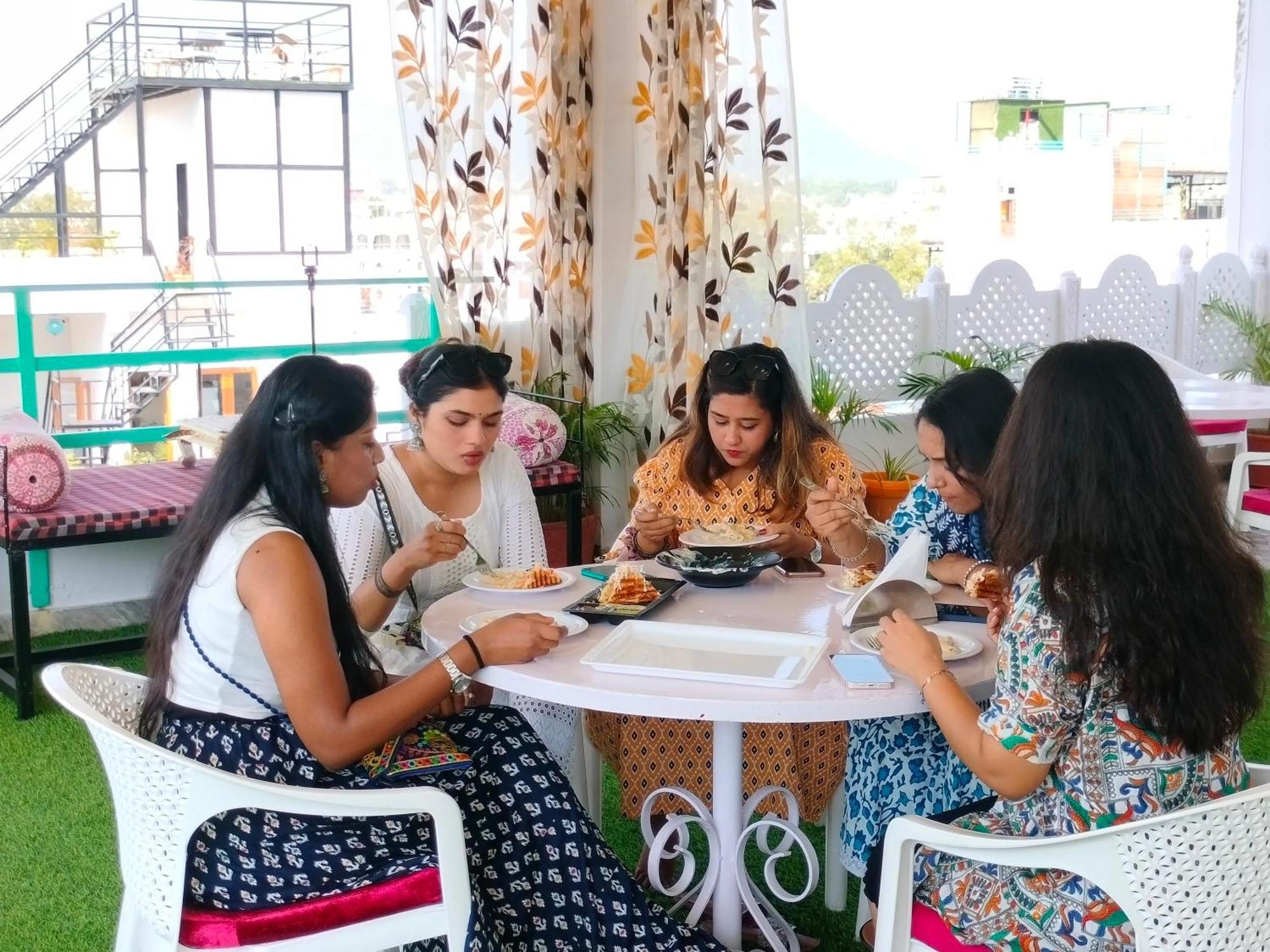 Krishna Stay Guest House Udaipur Dış mekan fotoğraf